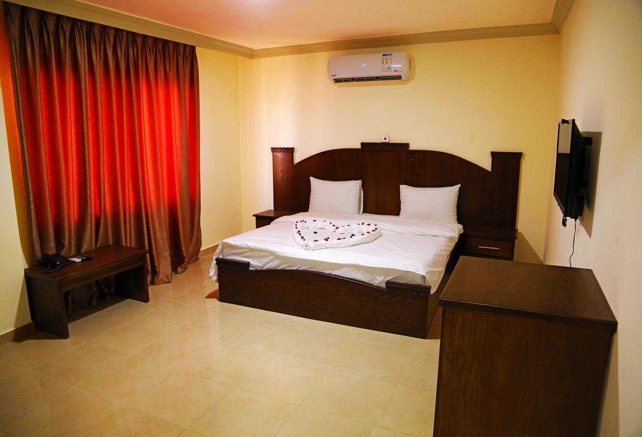 Jordan Flower Hotel Акаба Екстер'єр фото